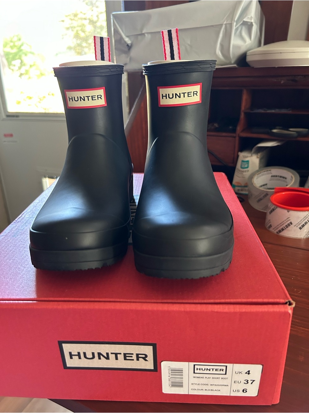 Women’s Hunter Short Black Rain Boots with Red-Trim Heel Tabs